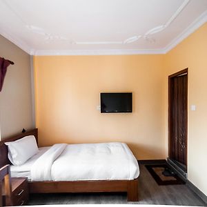Twin Room Private Bathroom